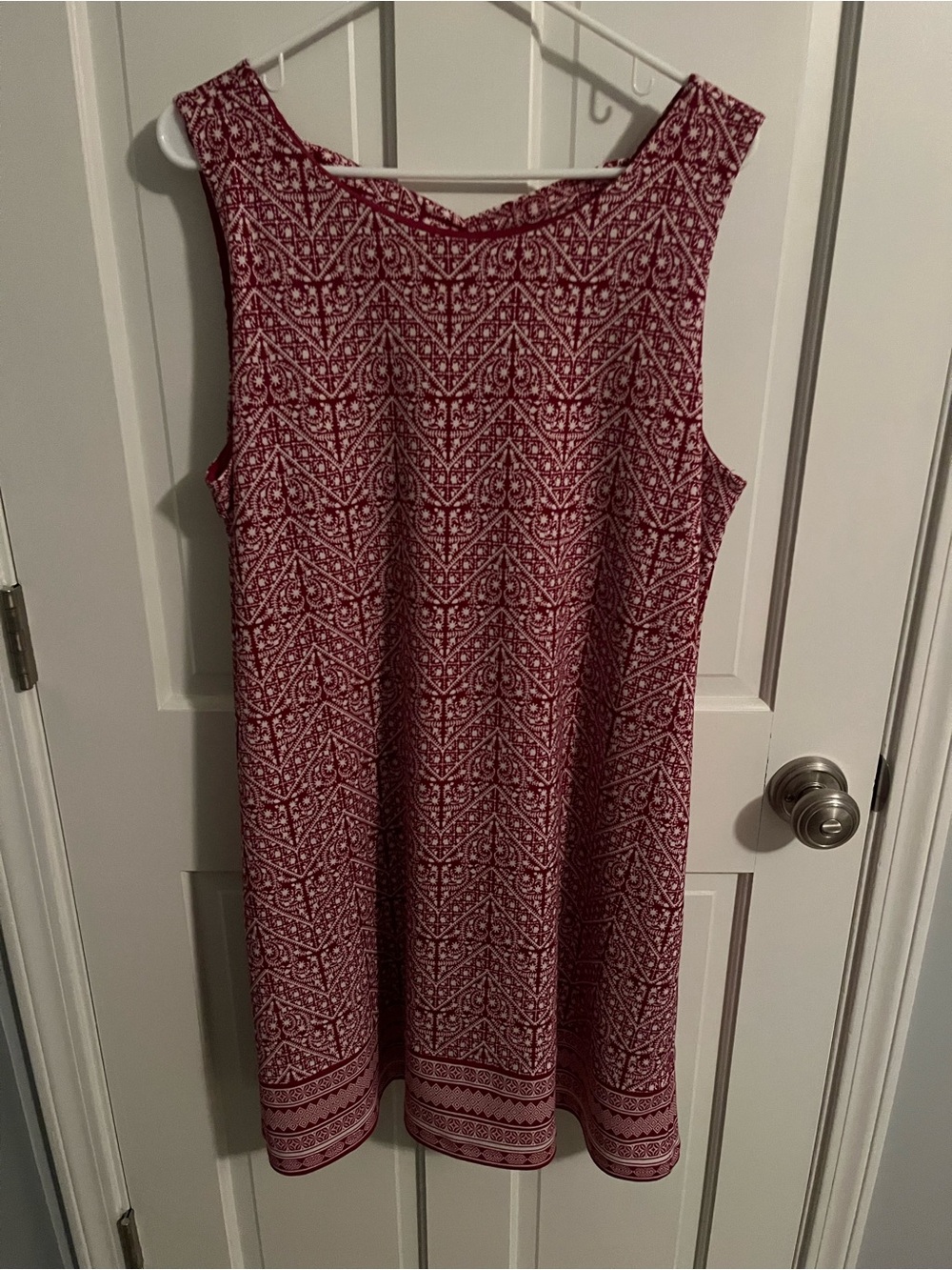 Sleeveless Mini Dress in Red Geometric Print